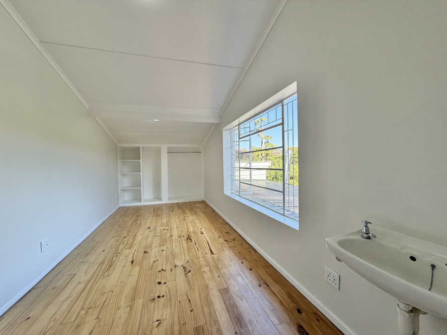 4 Bedroom Property for Sale in Ferreira Town Eastern Cape